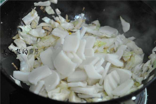 Cabbage Boiled Rice Cake recipe