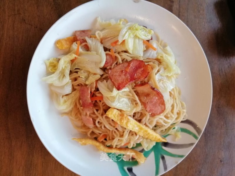Fried Noodles with Bacon recipe