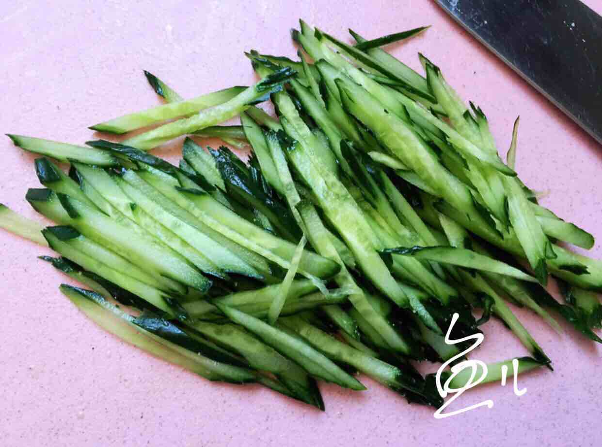 Pig Ears Mixed with Cucumber recipe