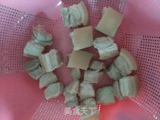 Braised Pork Belly with Carrots recipe