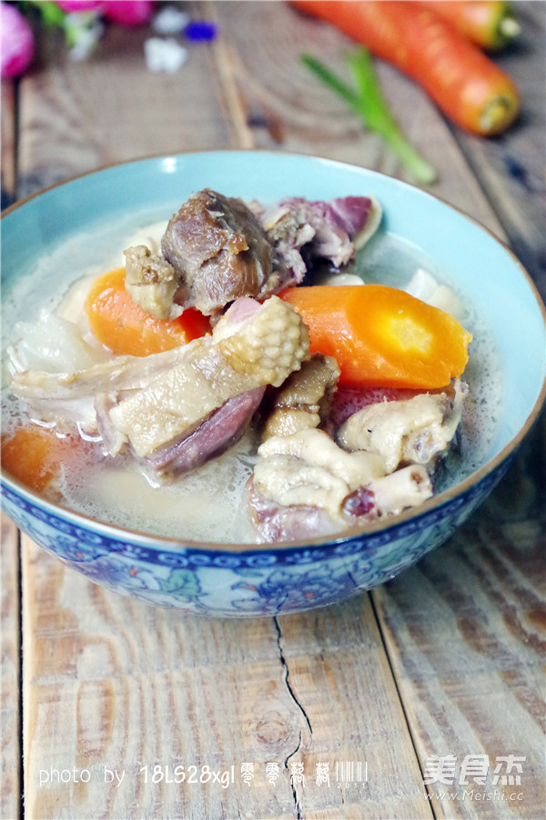 Cured Duck Trotters in Clay Pot recipe