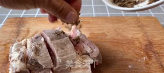 Home-cooked Macau Crispy Roast Pork recipe