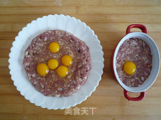 Steamed Meatloaf with Quail Eggs and Shiitake Mushrooms recipe