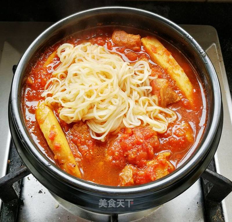 Tomato Beef Brisket Noodle recipe