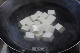 Korean Spicy Cabbage Tofu Pot-"seducing" Your Stomach in The Severe Cold Winter recipe