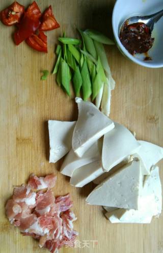 Sauce-flavored Old Tofu Fried Pork recipe