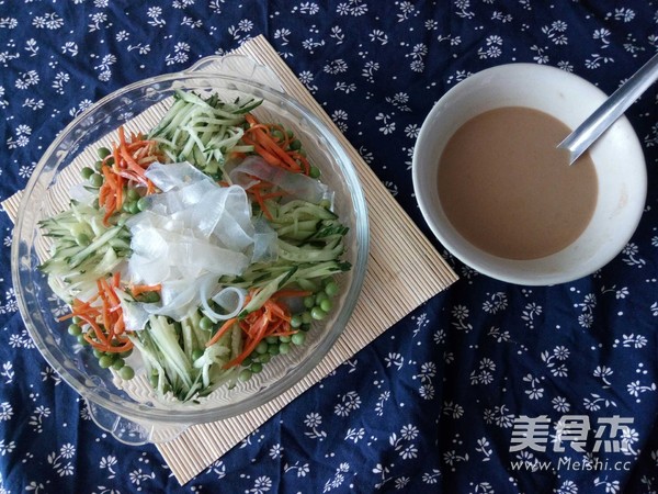 Tahini and Oyster Sauce with Noodles recipe