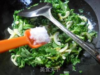 Leishan Stir-fried Chrysanthemum recipe