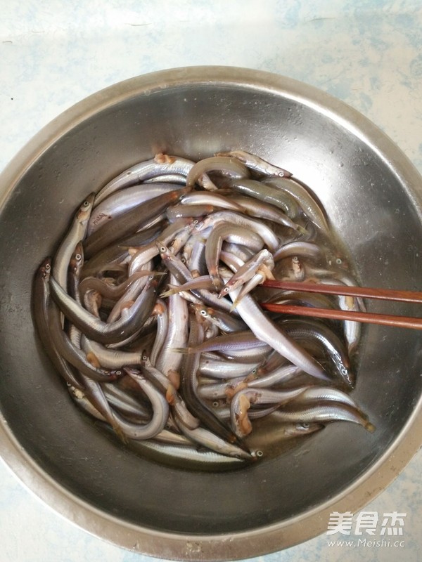 Crispy Noodle Fish recipe