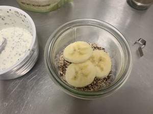 Low Calorie Super Reduction Wine Stuffed Frozen Banana Oatmeal Tiramisu recipe