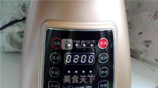 Freshly Squeezed Honey Grape Drink recipe