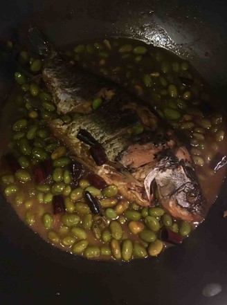 Crucian Carp Roasted Edamame recipe