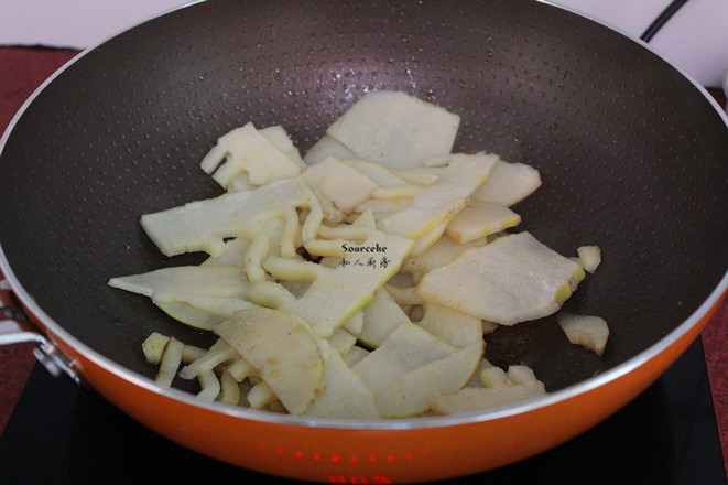 Stir-fried Bacon with Bamboo Shoots recipe