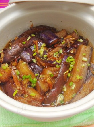 Salted Fish and Eggplant Claypot
