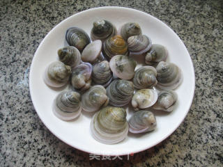 Steamed Round Clams recipe