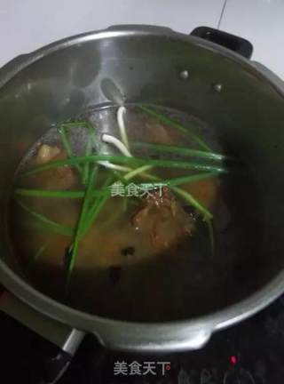 Braised Beef Brisket in Claypot recipe