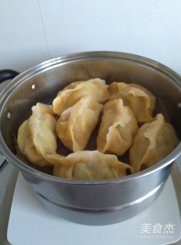 Erhe Noodles Steamed Dumplings recipe