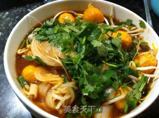 Simple and Undiminished Vietnamese Fish Ball Pho recipe