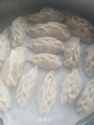 Steamed Dumplings with Horn Melon, Egg and Vermicelli recipe