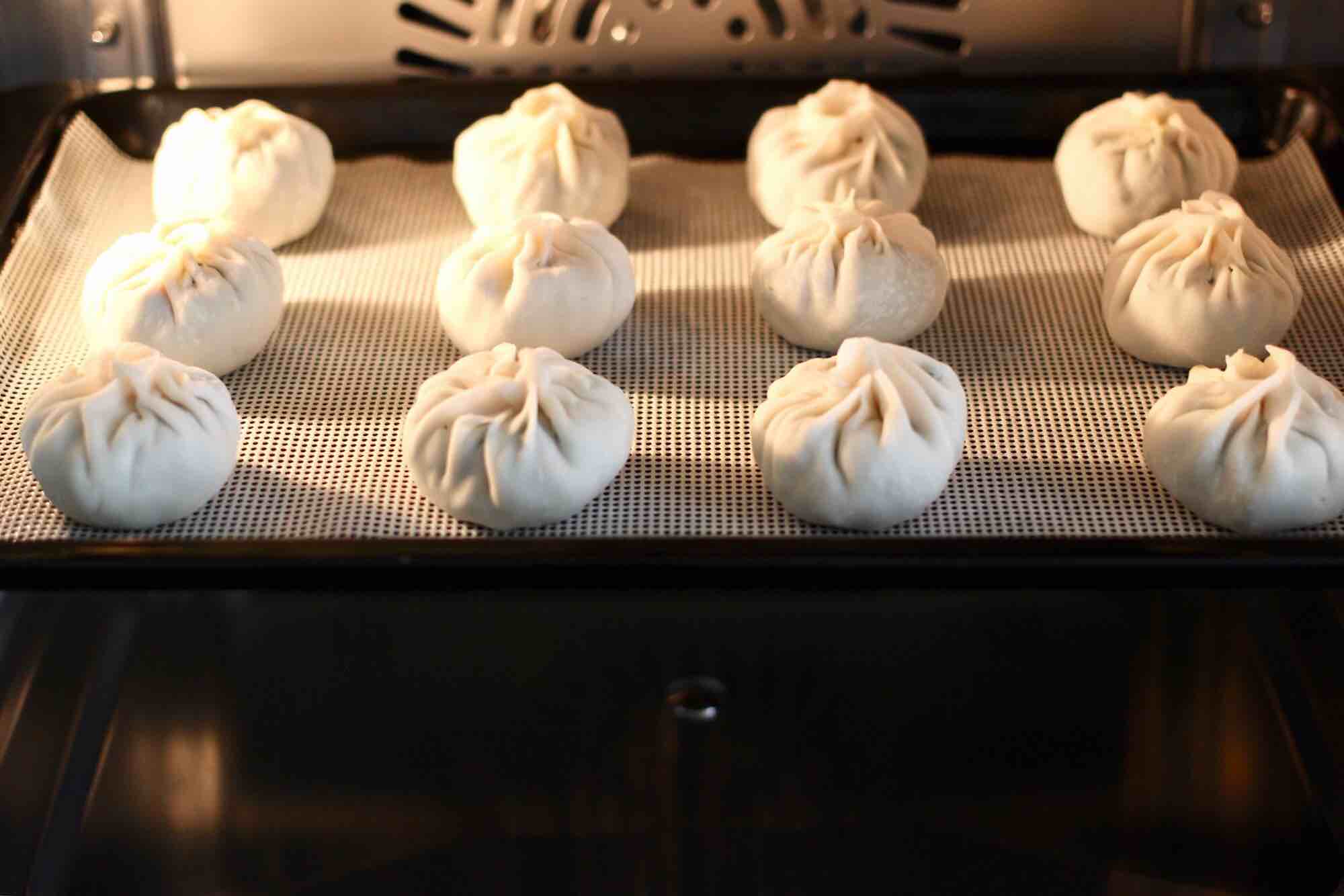 Steamed Buns with Pork and Haw Sauce recipe