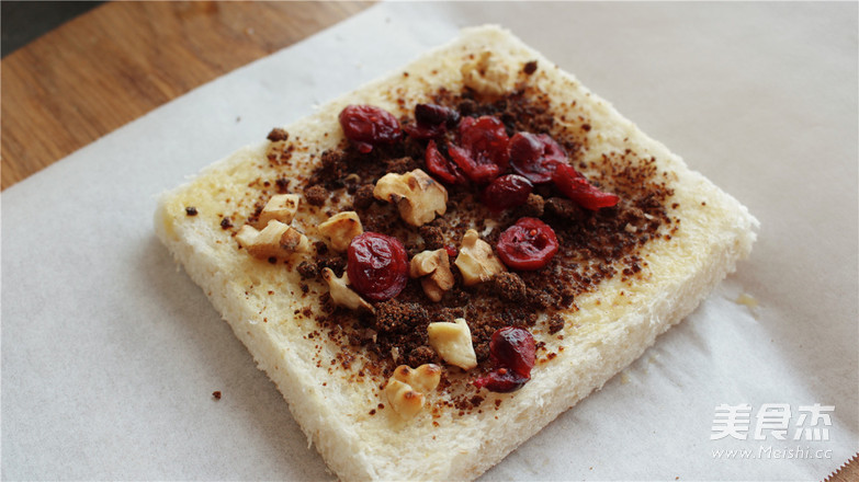 Cranberry Nut Brown Sugar Toast Roll, A Red Heart for You. recipe