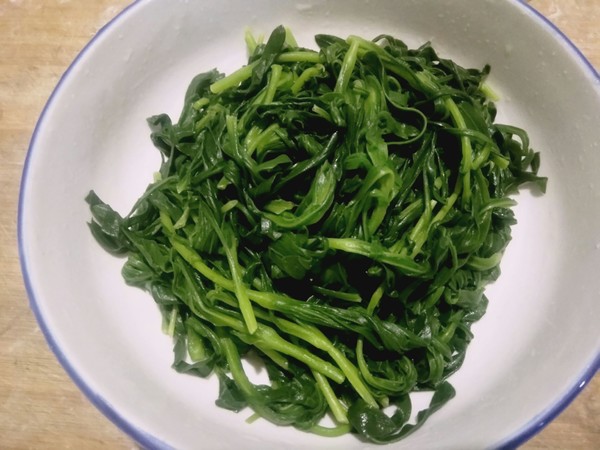 Wild Vegetables that are about to Become Extinct-cold Noodle Dishes recipe