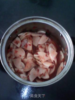 Appetizing Hot and Sour Radish recipe