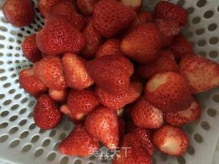 Strawberry Jam Made for The First Time recipe