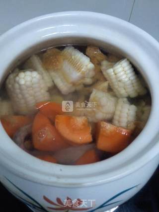 Hericium and Pigeon Corn Soup recipe