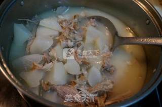 White Radish Duck Rack Soup recipe