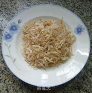 Stir-fried King Pleurotus with Leek and Shrimp Skin recipe