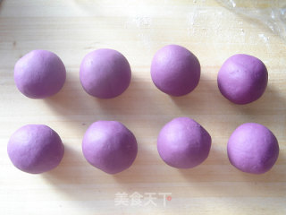 Change The Pattern to Make Steamed Buns---【purple Potato Flowering Buns】 recipe