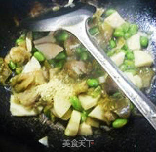 Fried Mustard Slices, Winter Bamboo Shoots and Edamame recipe