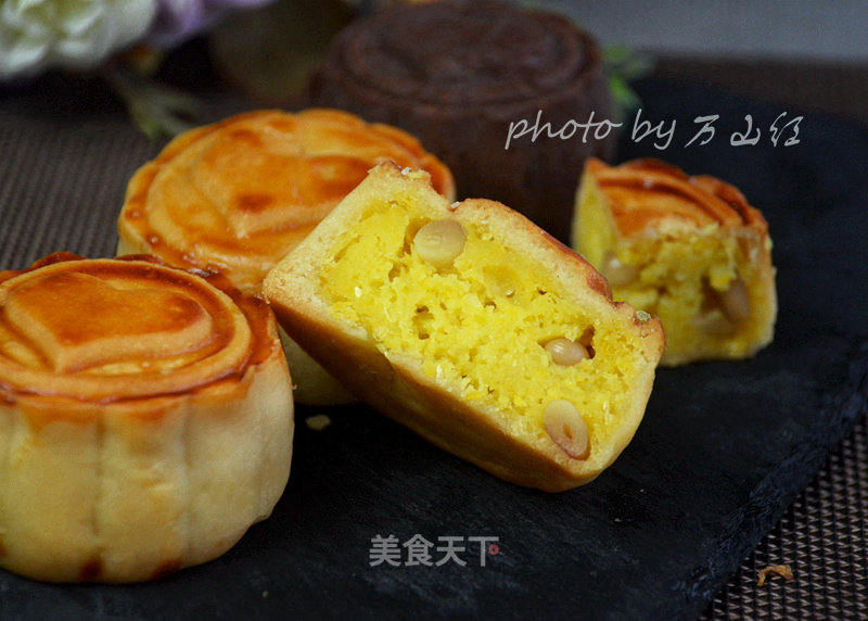 Pine Nut Corn Mooncakes recipe