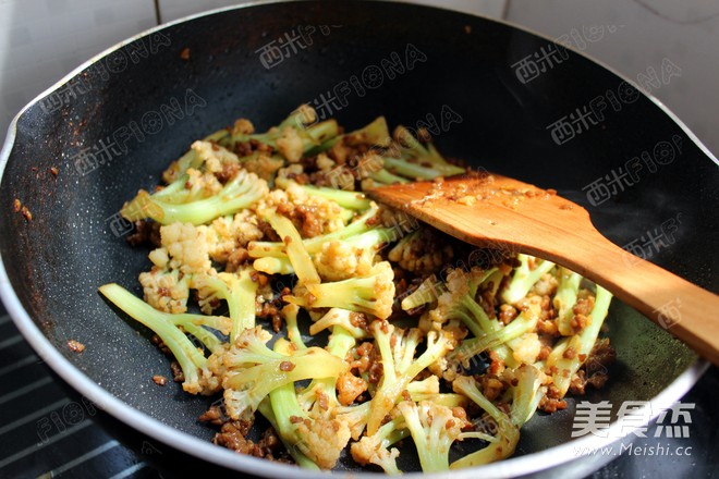 Sauteed Minced Pork Cauliflower recipe