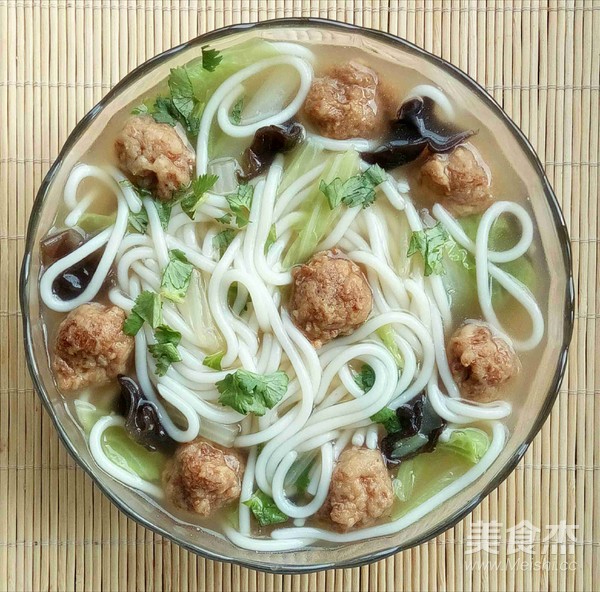 Rice Noodle Soup with Meatballs recipe