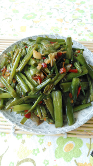 Vegetarian Stir-fry ~~~ Chopped Pepper and Spinach Stalks recipe