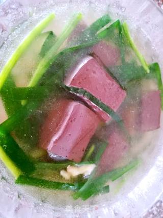 Leek and Pig Red Soup recipe