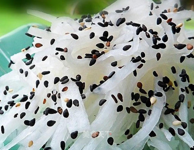 Ant Nest---sweet and Sour White Carrot Shreds recipe