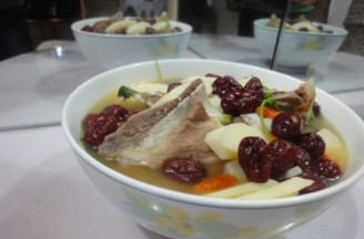 Yam, Wolfberry, Red Date and Pork Bone Soup recipe