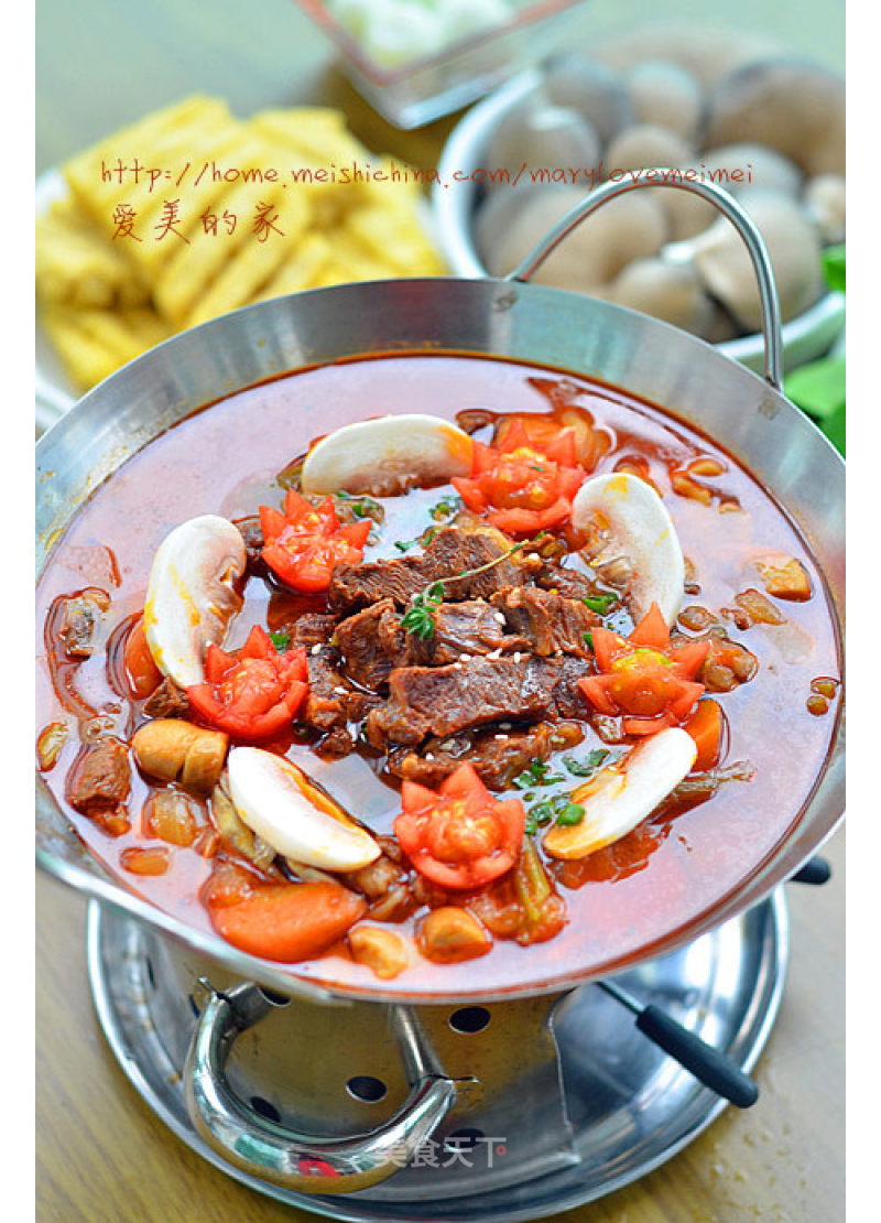 Combination of Chinese and Western Hot Pot --- Herbal Red Wine Beef Hot Pot