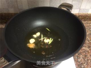 Grilled Winter Melon with Mushroom Meatballs recipe