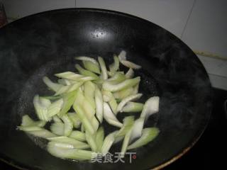 Stir-fried Celery with Bacon recipe