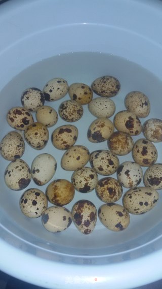 #trust of Beauty# Quail Eggs with Pickled Pepper recipe