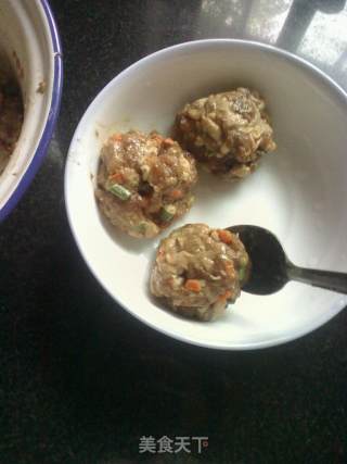 Steamed Meatballs recipe