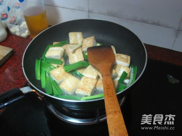 Grilled Tofu with Hunan Spicy Sauce and Garlic Miao Miao recipe