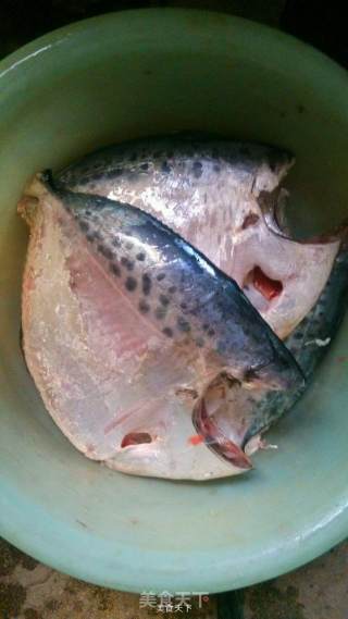 Pan-fried Knife Pomfret recipe