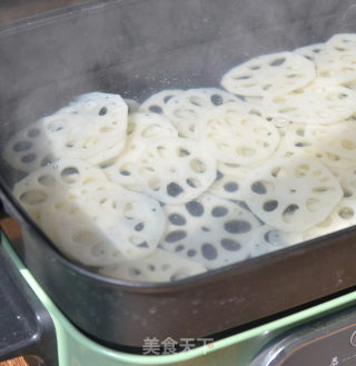 Hot and Sour Lotus Root Slices recipe