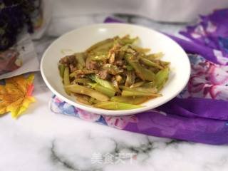 Stir-fried Beef with Celery recipe