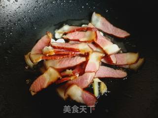 Chayote Stir-fried Bacon recipe